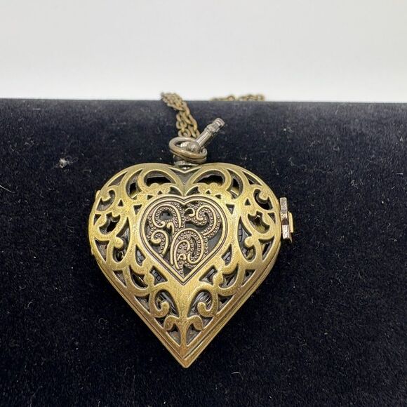 🕰️ Vintage Heart Locket Pocket Watch Necklace - Picture 1 of 3